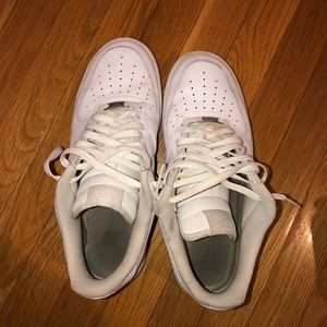 men’s air force 1s